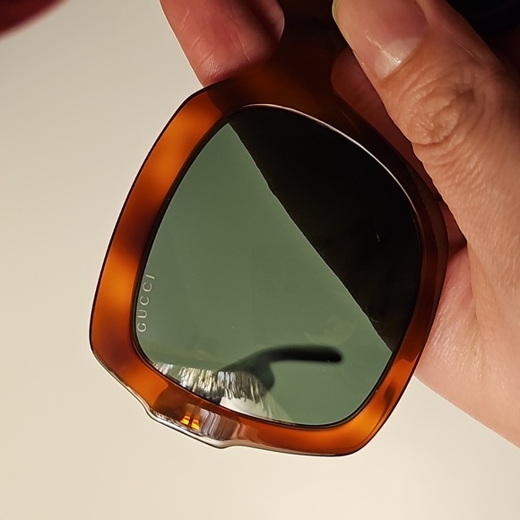 Gucci Havana Square Women\'s Tortoise Sunglasses Red & Green Logo Euc